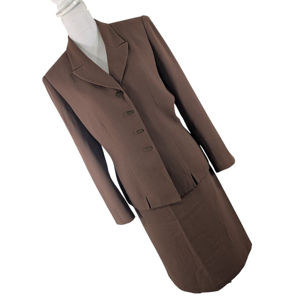 LE SUIT! LUXE PECAN BROWN, BRASS BUTTON, 2 PC SKIRT, JACKET/BLAZER SUIT SET! 12